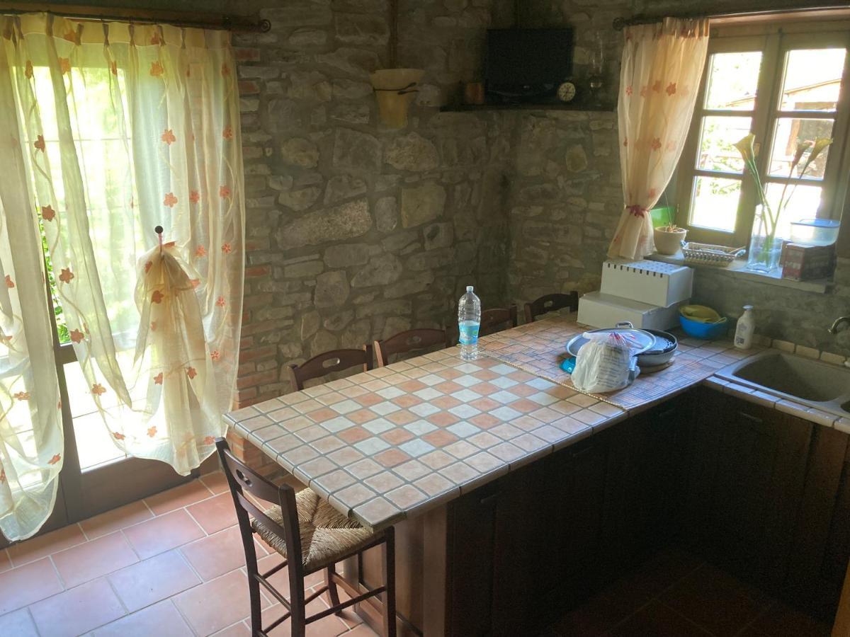 Casa In Sasso Con Piscina Villa Vernasca Exteriör bild