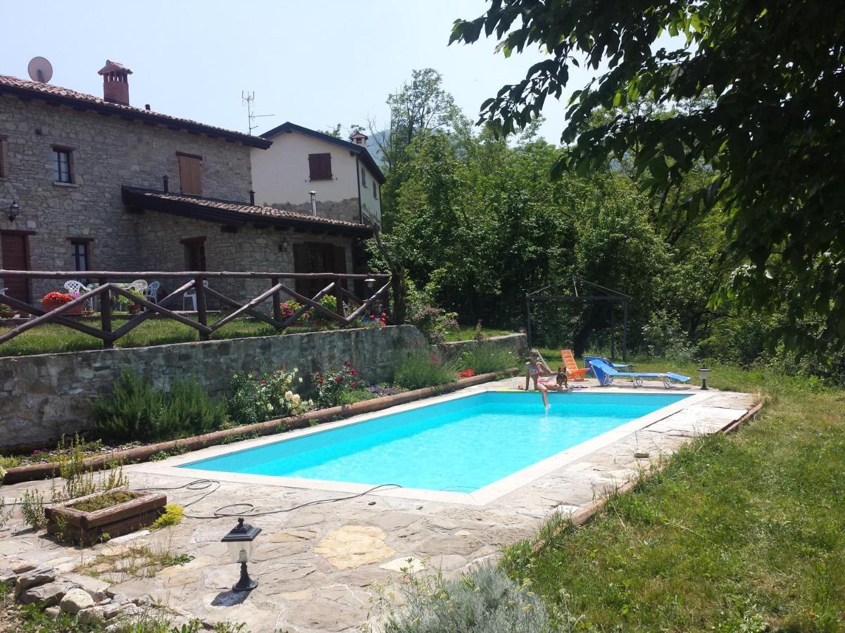 Casa In Sasso Con Piscina Villa Vernasca Exteriör bild